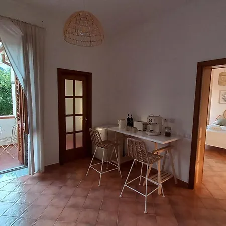 ベッド・アンド・ブレックファスト Borgo P Palazzo Catone 4*