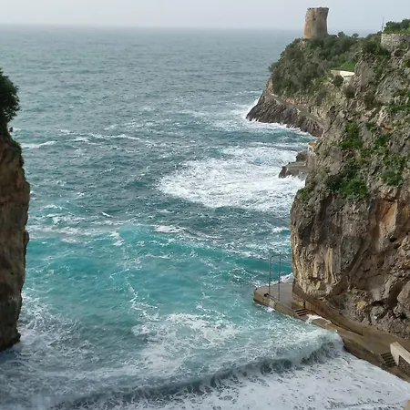 ベッド・アンド・ブレックファスト Borgo P Palazzo Catone カーヴァ・デ・ティッレーニ